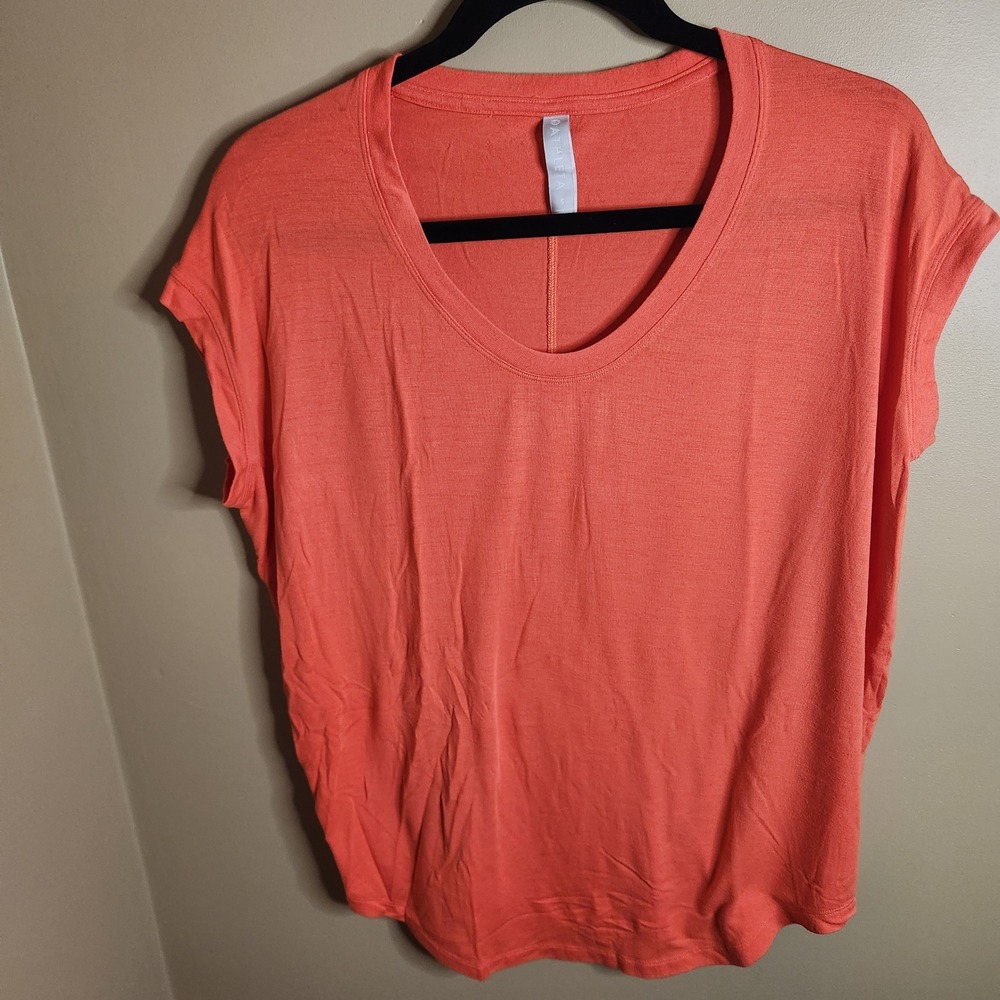 Athleta Cloudlight Stratus Tee. Coral Orange Size S